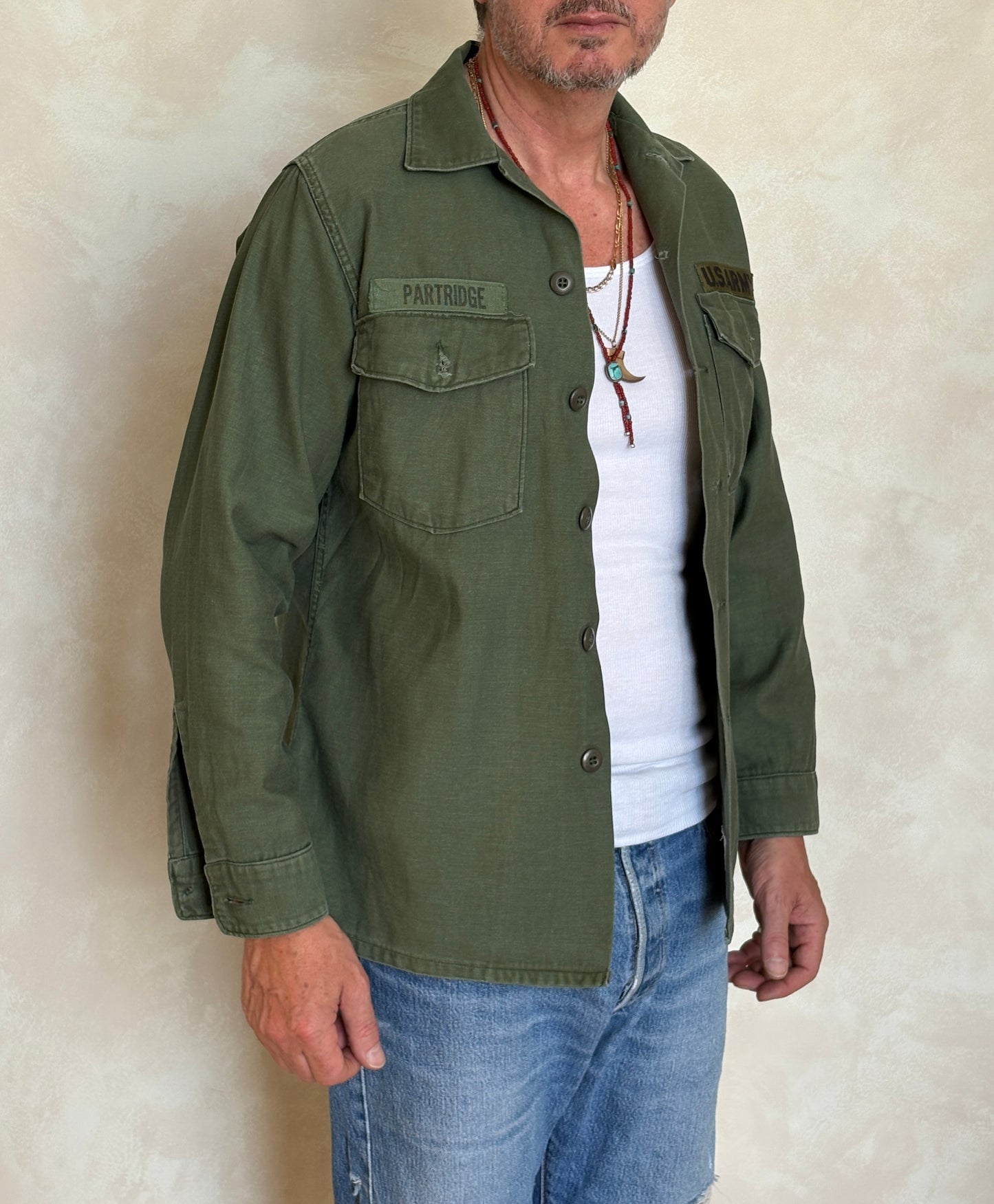 Med. Authentic 1970 Vietnam Era U.S. Army OG-107 Utility Shirt / Sateen Fatigue Shirt