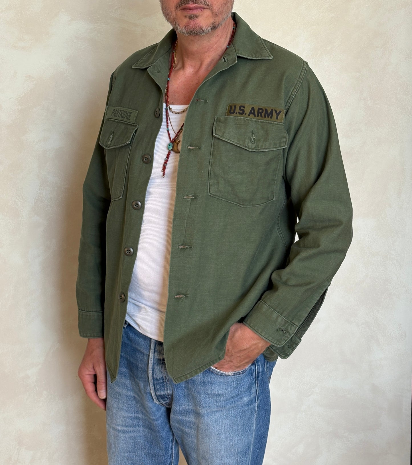 Med. Authentic 1970 Vietnam Era U.S. Army OG-107 Utility Shirt / Sateen Fatigue Shirt