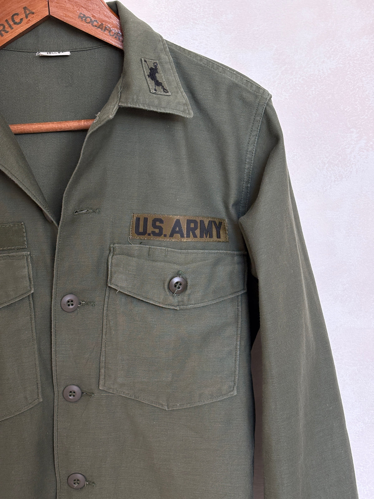 Med. Authentic 1970 Vietnam Era U.S. Army OG-107 Utility Shirt / Sateen Fatigue Shirt-AJ357 Studio