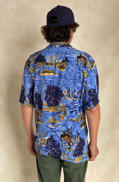 Size Large. Vintage 90s Hawaiian shirt-AJ357 Studio
