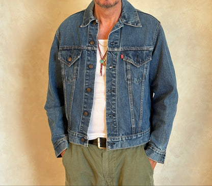 Size 42-44US / 52-54EU . Vintage 70s Levi’s Denim Jacket – 2 Pockets – Made in USA-AJ357 Studio