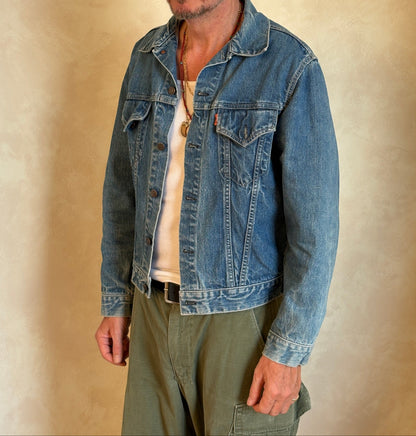 Size 42US / 52EU . Vintage 70s Levi’s Denim Jacket – 2 Pockets – Made in USA-AJ357 Studio