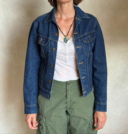 Size 34US / 44EU . Vintage 80s Lee Denim Jacket – 4 Pockets – Made in USA-AJ357 Studio