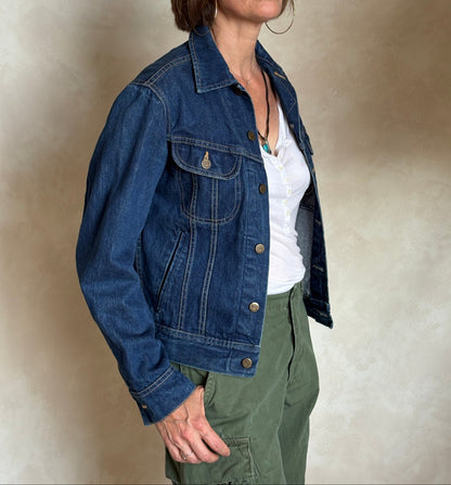 Size 34US / 44EU . Vintage 80s Lee Denim Jacket – 4 Pockets – Made in USA-AJ357 Studio