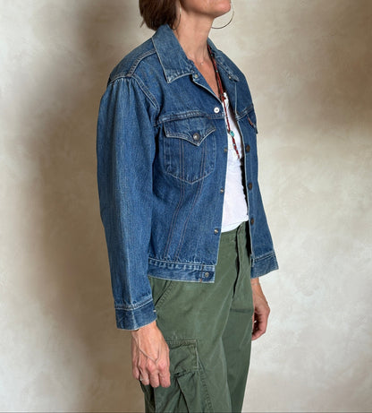 Size 34/36 .Vintage 70s Levi’s Denim Jacket – 2 Pockets – Made in USA-AJ357 Studio