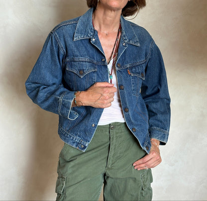 Size 34/36 .Vintage 70s Levi’s Denim Jacket – 2 Pockets – Made in USA-AJ357 Studio