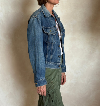 Size 34-36US / 44-46EU . Vintage 80s Lee Denim Jacket – 2 Pockets – Made in USA-AJ357 Studio