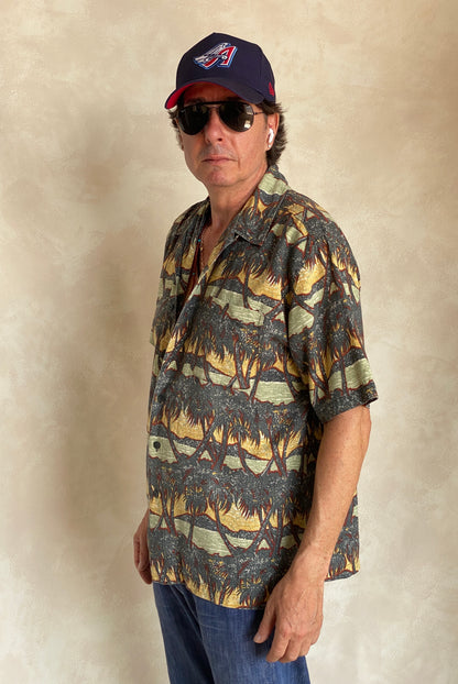 Size Large. Vintage 90s Silk Hawaiian shirt-AJ357 Studio