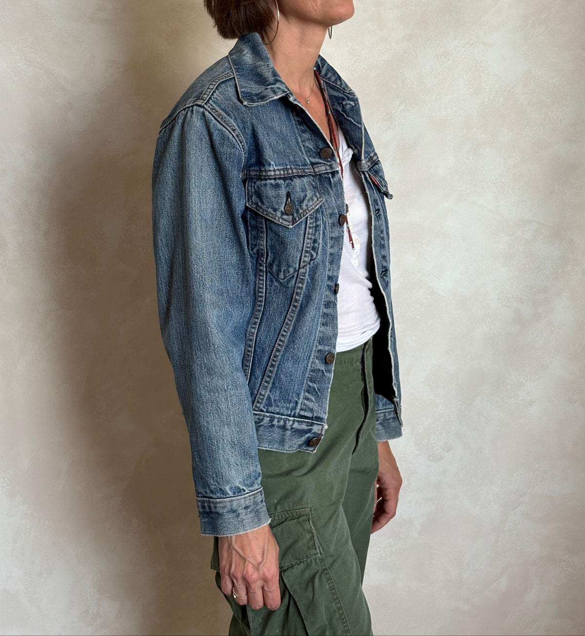 Size 36-38US / 46-48EU .Vintage 70s Levi’s Denim Jacket – 2 Pockets – Made in USA-AJ357 Studio