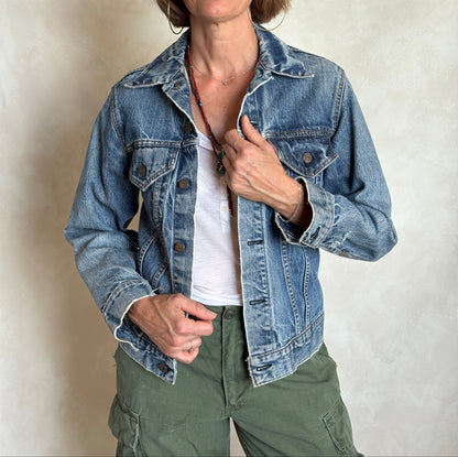 Size 36US / 46EU .Vintage 70s Levi’s Denim Jacket – 2 Pockets – Made in USA-AJ357 Studio
