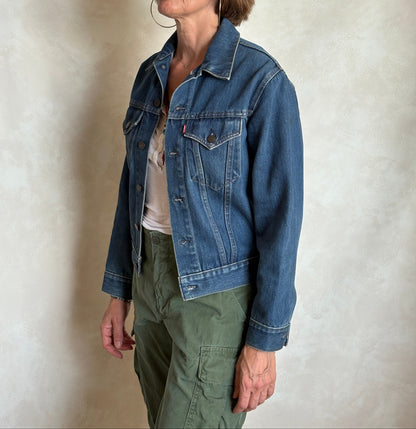 Size 34US / 44EU .Vintage 70s Levi’s Denim Jacket – 2 Pockets – Made in USA-AJ357 Studio
