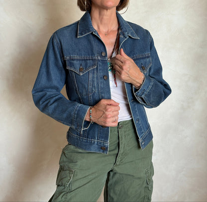 Size 34US / 44EU .Vintage 70s Levi’s Denim Jacket – 2 Pockets – Made in USA-AJ357 Studio