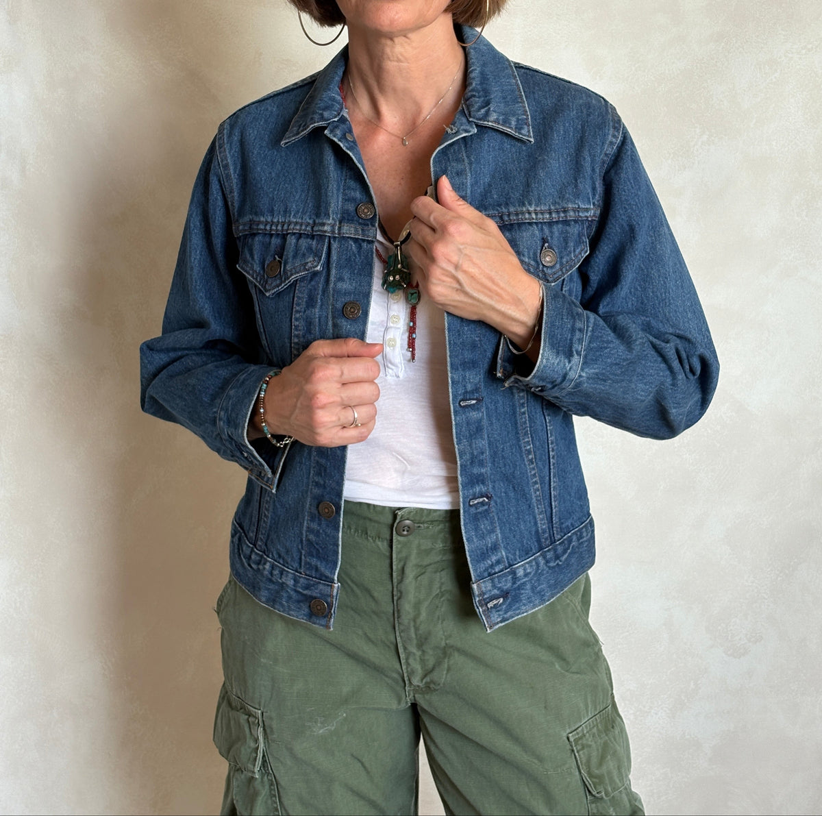 Size 34 . Vintage 80s Levi’s Denim Jacket – 2 Pockets – Made in USA-AJ357 Studio