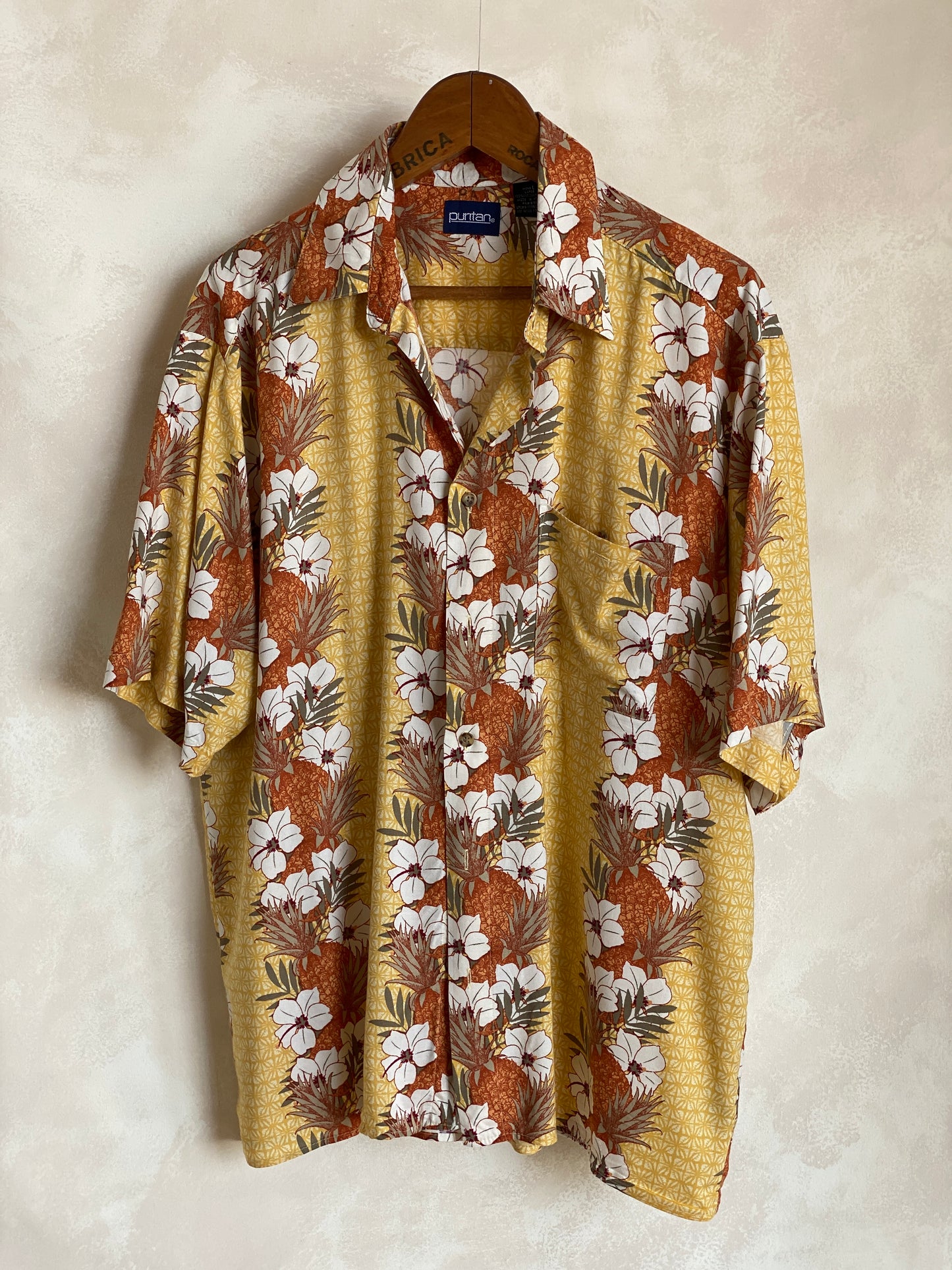 Size Large. Vintage 90s Rayon Hawaiian shirt by Puritan - USA Vintage Bcn