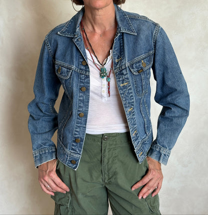 Size 36US / 46EU. Vintage 70s Lee Union Made Denim Shirt – 2 Pockets – Made in USA-AJ357 Studio