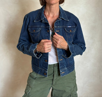 Size 38US . Vintage 90s Wrangler Denim Jacket – 4 Pockets – Made in Malta-AJ357 Studio