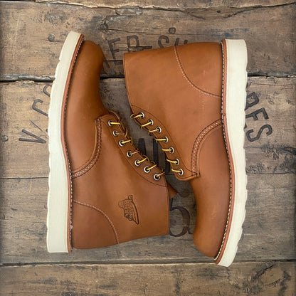 Size 8 D (41 EU ) Red Wing Heritage Classic Round Toe 9107 ( Second )-shoe-AJ357 Studio