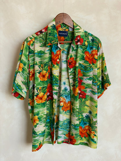 Size L. Vintage 80s Rayon Hawaiian shirt-AJ357 Studio
