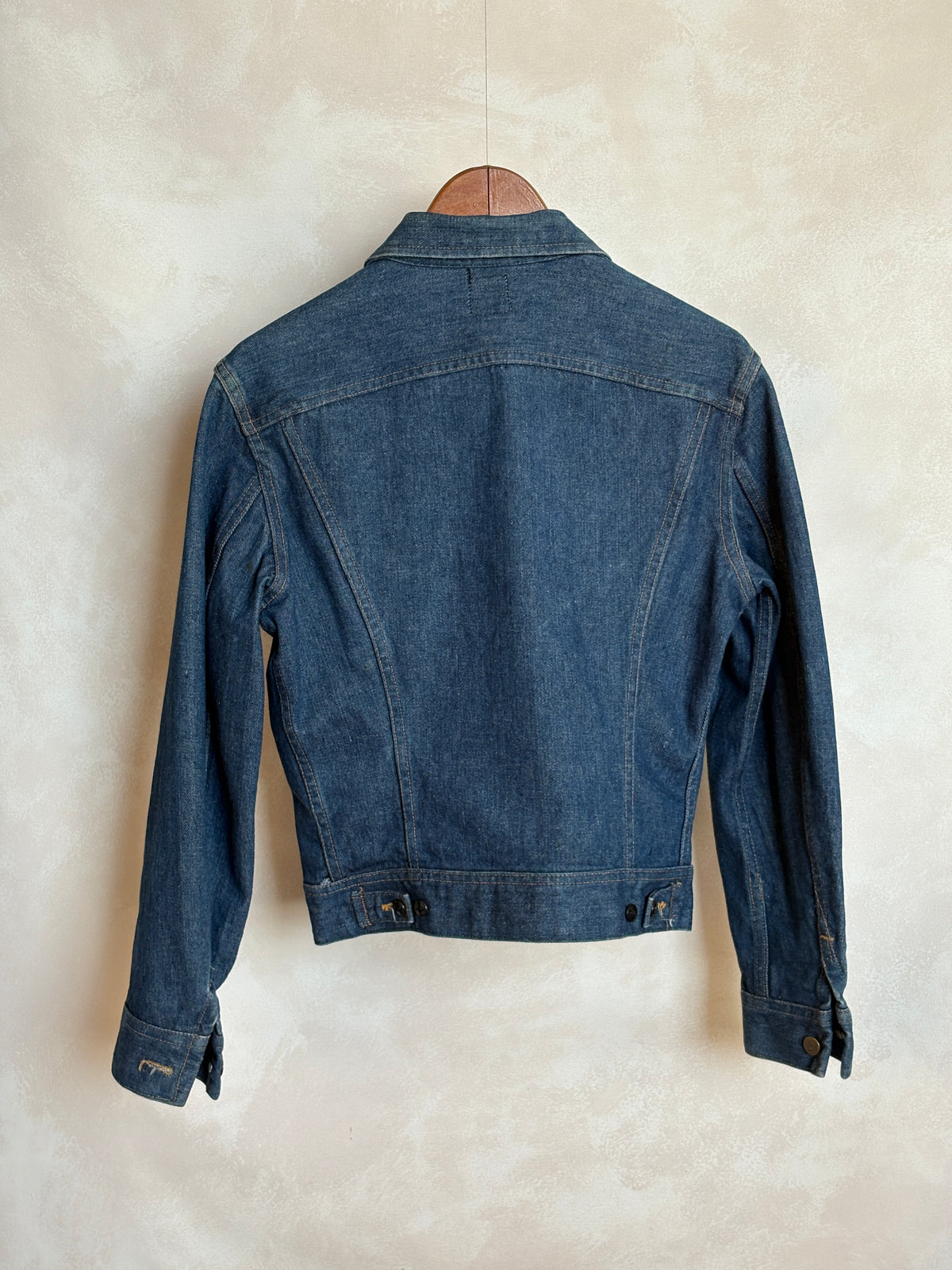 Size 36US / 46EU .Vintage 80s Lee Denim Jacket – 2 Pockets – Made in USA-AJ357 Studio