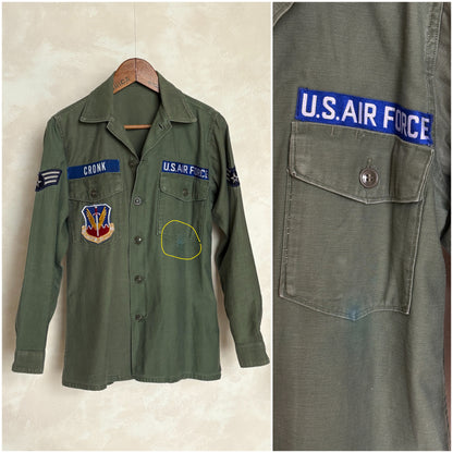 Small . Authentic 1966 Vintage U.S. Air Force  OG-107 Utility Shirt .Vietnam war era (Original patches )