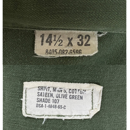 Size Small. Authentic US Army 1965 Vietnam era vintage OG-107 fatigue shirt-AJ357 Studio