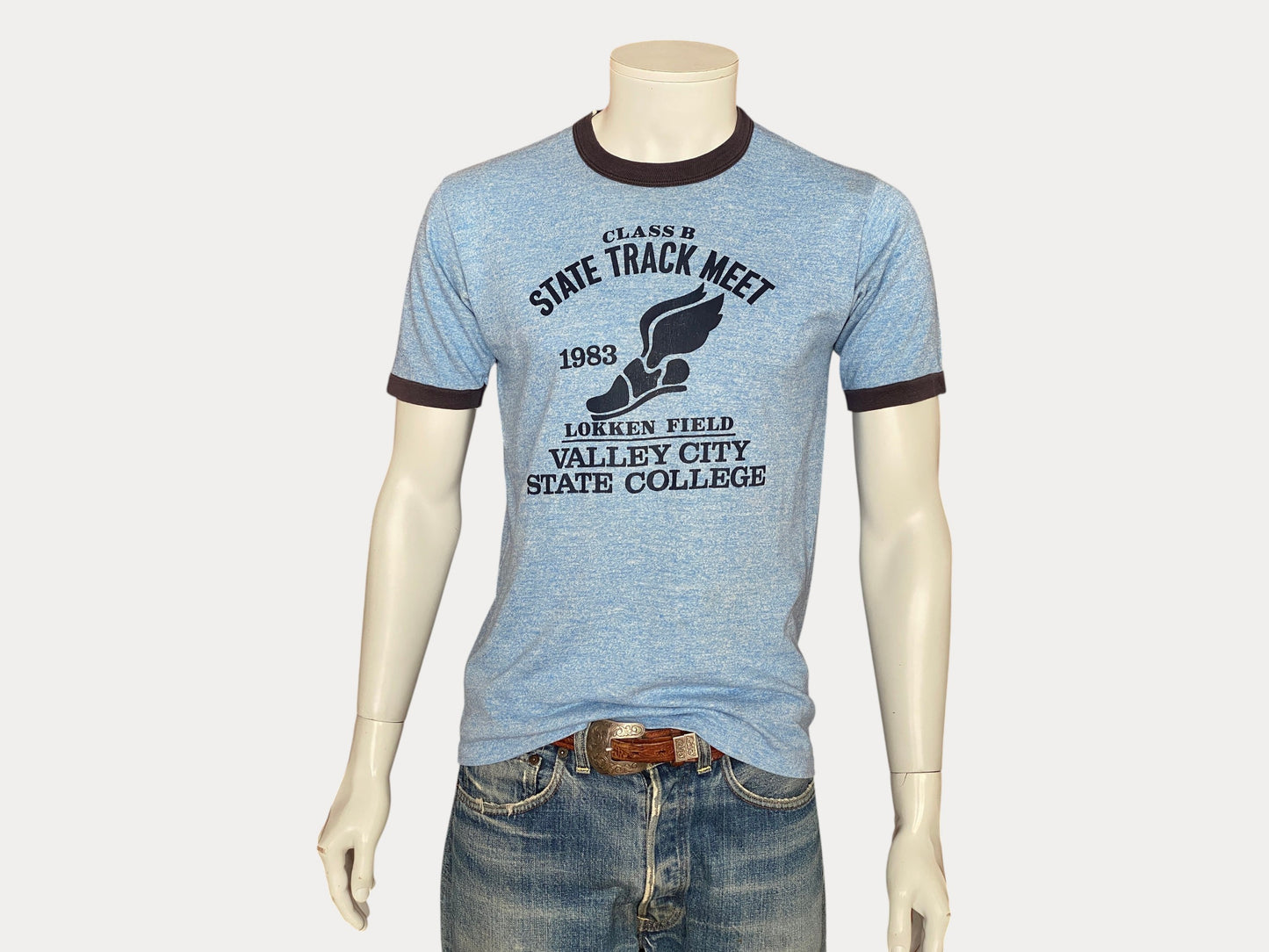 T-shirt vintage années 80 State Track - Taille M | Fabriqué aux États-Unis | Style rétro athlétique