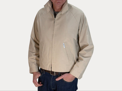 Talla mediana, chaqueta ligera de los años 90 fabricada por Windbreaker