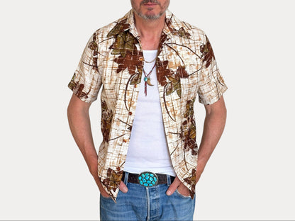 Talla S. Camisa hawaiana vintage de algodón de los años 60 fabricada en EE. UU. por Jantsen.