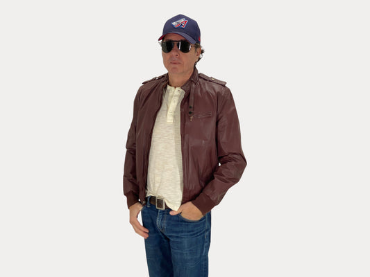 Size 42 Long (fit 50 euro ). 80s Vintage leather Jacket members only style