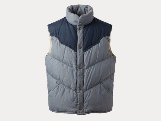 Gilet en duvet vintage taille moyenne. Fabriqué aux États-Unis par Brandon Colorado.