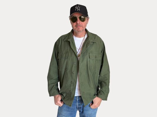 Large. Authentic type one 60s US Army OG-107 Fatigue Shirt – Vietnam War Era Small