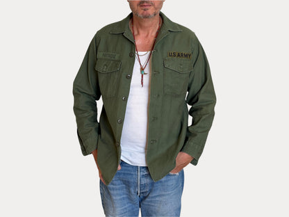 Med. Authentic 1970 Vietnam Era U.S. Army OG-107 Utility Shirt / Sateen Fatigue Shirt