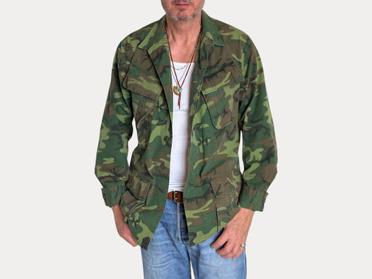 Small Reg. Authentic Third Pattern 1968 ERDL Camouflage Jungle Jacket | Vietnam War Era