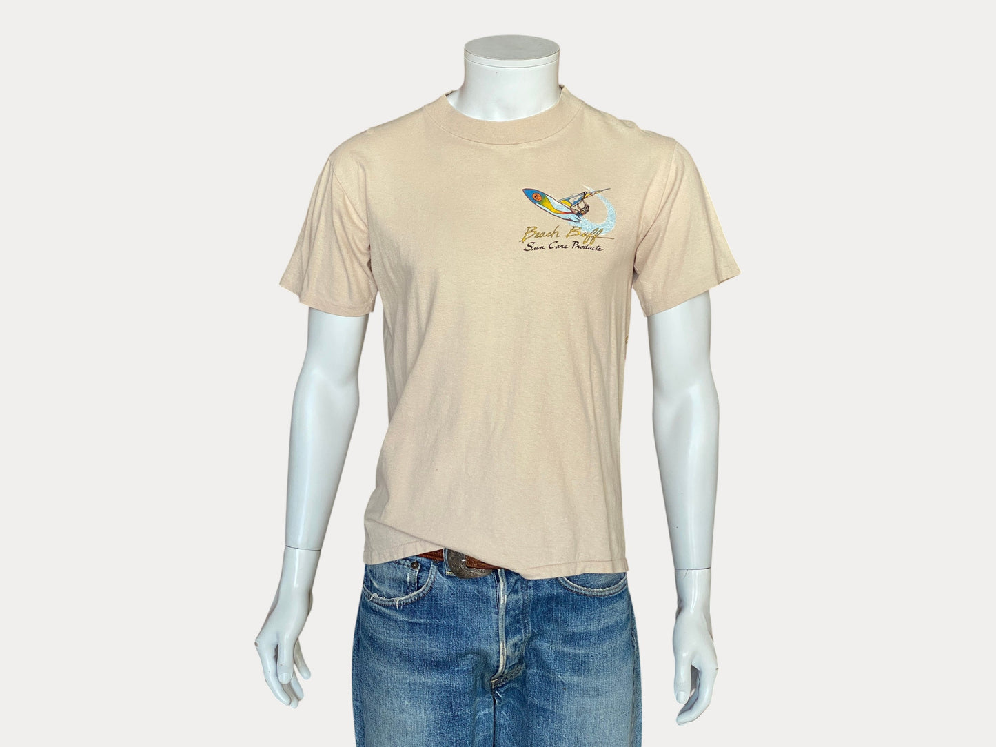 Large. Wind surf  vintage 100% cotton 80s t shirt Made In USA