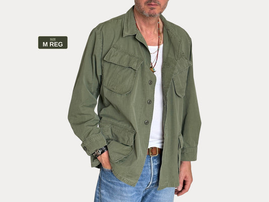 Med Reg. Authentic Third Pattern 1968 US Army Vintage Vietnam jungle jacket.