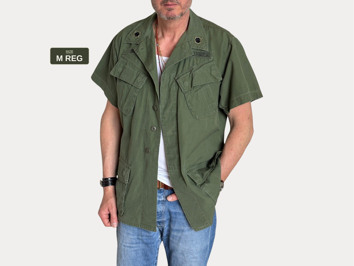 Med Reg. Authentic 1968 U.S Air Force Vintage Vietnam jungle jacket.