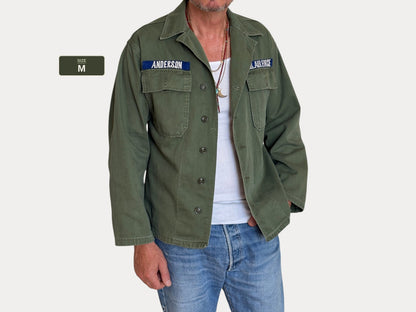 Med. Authentic 60s Vintage U.S. Army 1st Infantry Division OG-107 Utility Shirt-AJ357 Studio
