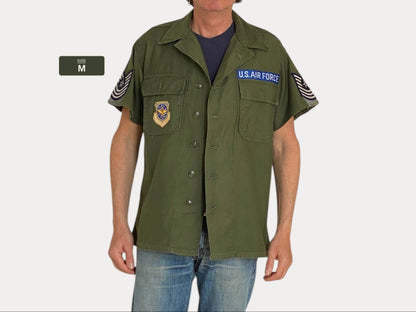 Medium. Authentic 1963 US Air Force vintage Fatigue Shirt
