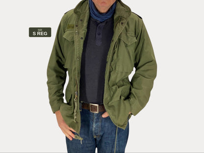 Small Reg. Authentic 1982 US Army M-65 Field Jacket – Vintage Military Coat Made in USA
