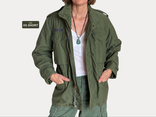X Small Short. 1982 Authentic US Army M-65 Field jacket Military