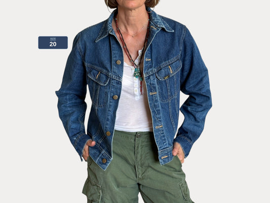 Vintage 1980s Lee Denim Jacket – 2 Chest Pockets – Made in USA – Size 20 – Classic Workwear Style