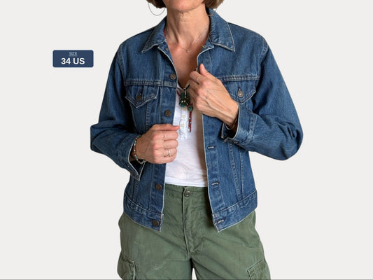 Size 34 . Vintage 80s Levi’s Denim Jacket – 2 Pockets – Made in USA