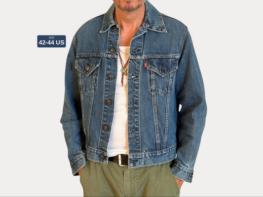 Size 42-44US / 52-54EU . Vintage 70s Levi’s Denim Jacket – 2 Pockets – Made in USA