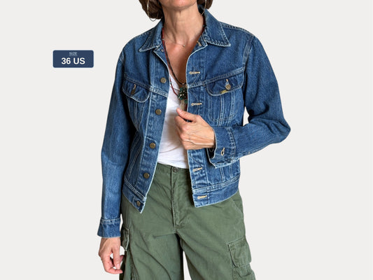 Size 36US / 46EU .Vintage 80s Lee Denim Jacket – 4 Pockets – Made in USA