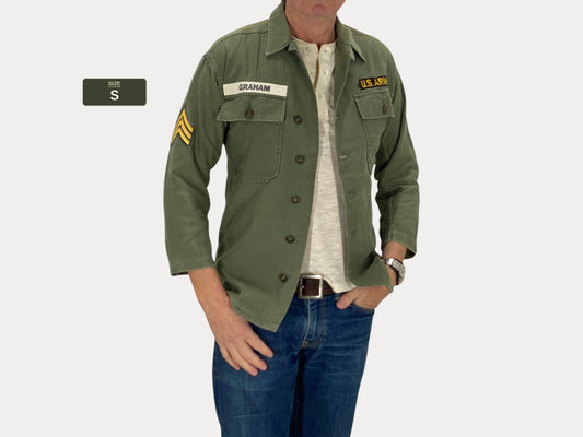 Small. Authentic 60s US Army Type I vintage OG-107 fatigue shirt.