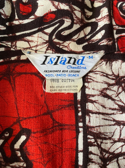 Vintage 70s Hawaiian cotton shirt made by Island Creations. Size Medium-AJ357 Studio