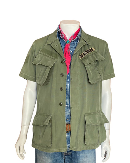 Small Reg. Authentic 1969 US Army Vintage Vietnam jungle jacket.-AJ357 Studio