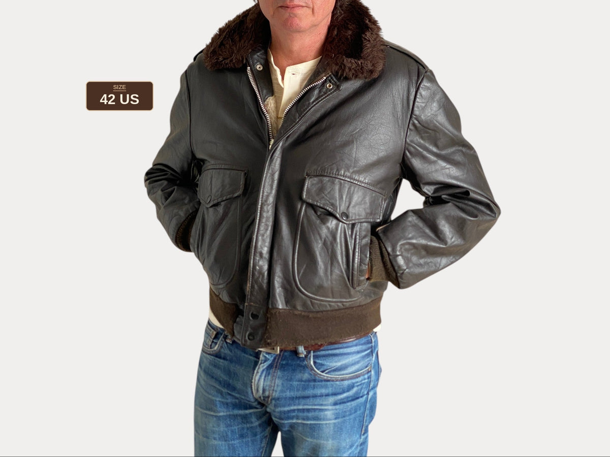 Vintage Leather Bomber Flight Jacket – Size 42US / 52EU – Featuring a Talon zipper