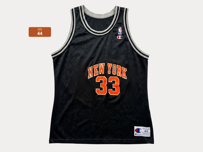 Champion Spurs Dennis Rodman #10 Jersey Size 44 Black Altered Front 90s NBA Made in USA