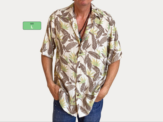Size Large. Vintage 90s Rayon Hawaiian shirt by Morro Bay